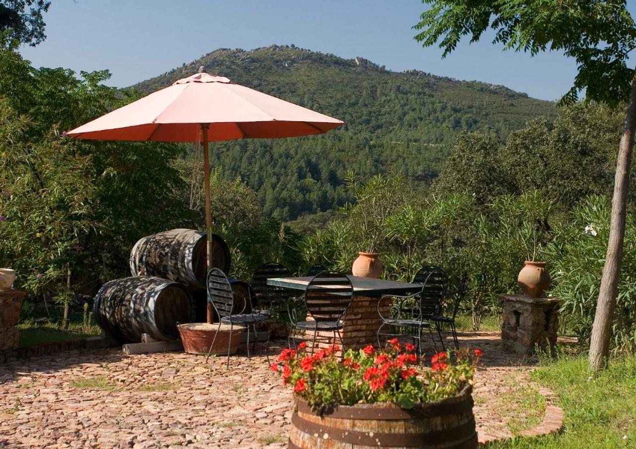 Molino Rio Alajar Pension Buitenkant foto
