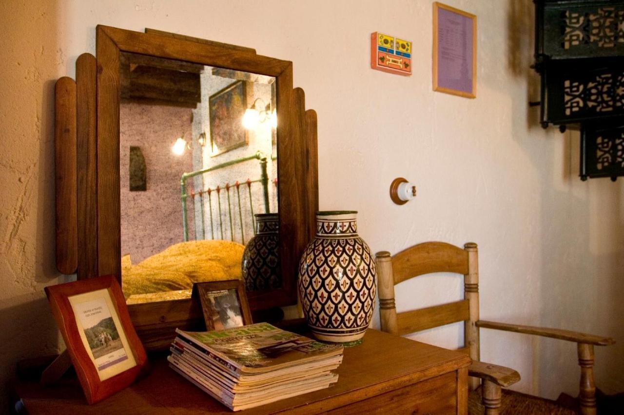 Molino Rio Alajar Pension Buitenkant foto